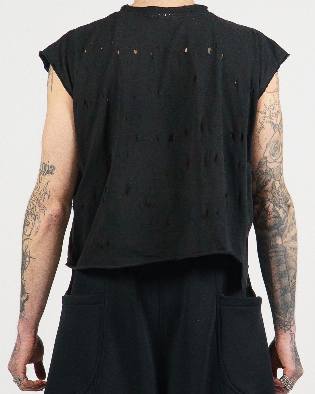 RIPPED TANK ° REUSE WEAR ° UNISEX