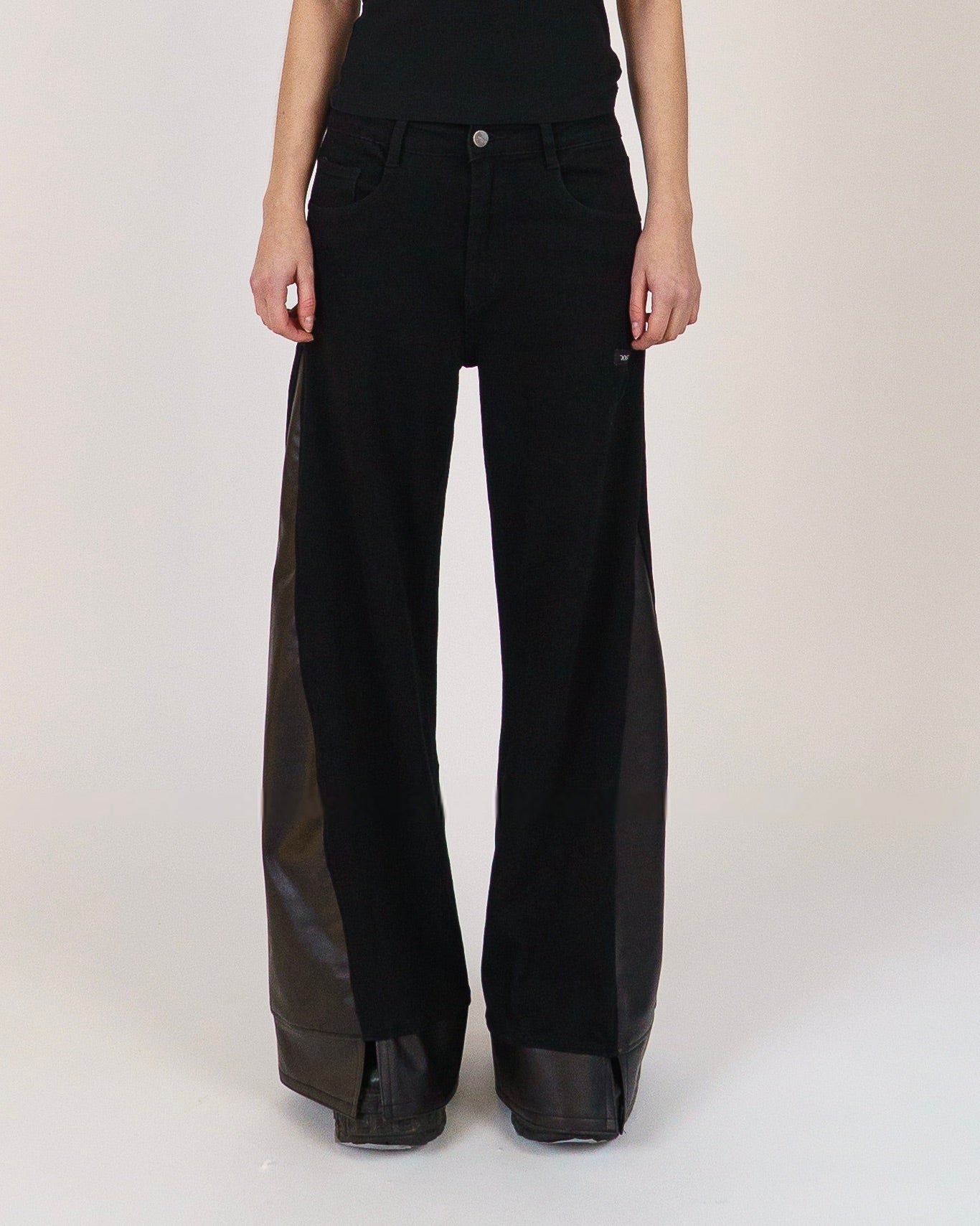WILD ELEGANCE JEANS ° UNISEX