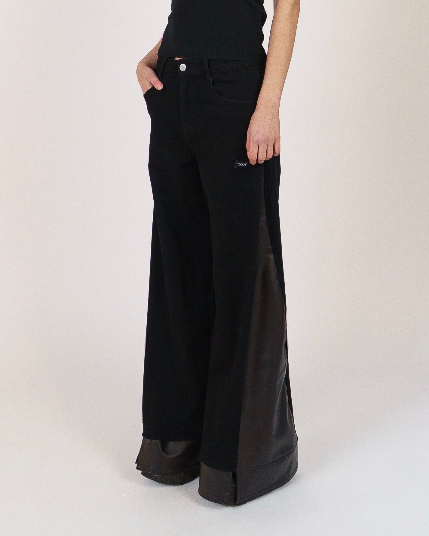 WILD ELEGANCE JEANS ° UNISEX
